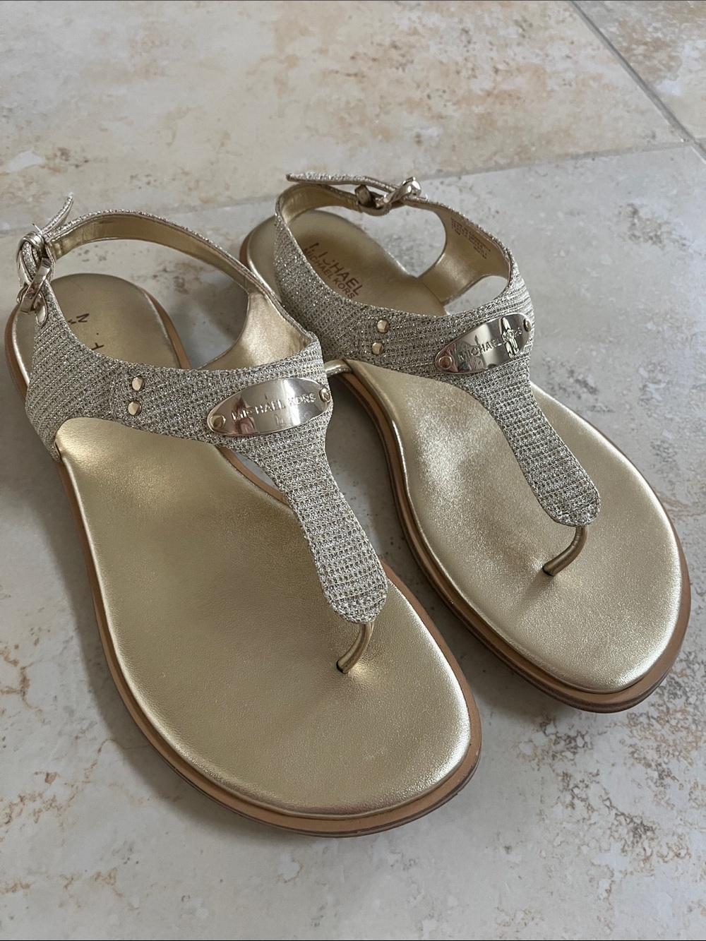 Michael Kors Metallic Gold Sandals 7.5 Excellent Condition Summer Cute